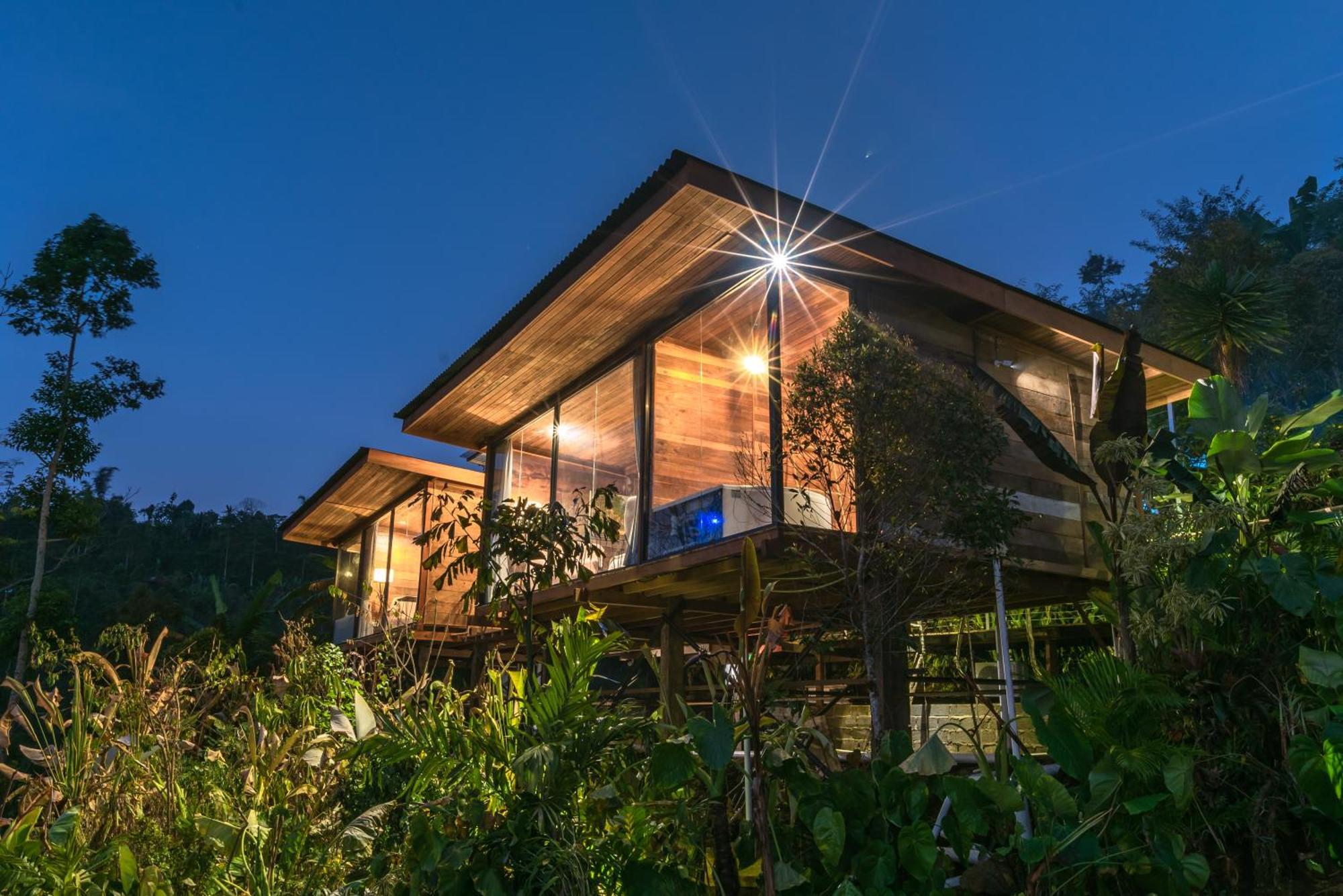 Kayukopi Villa Munduk